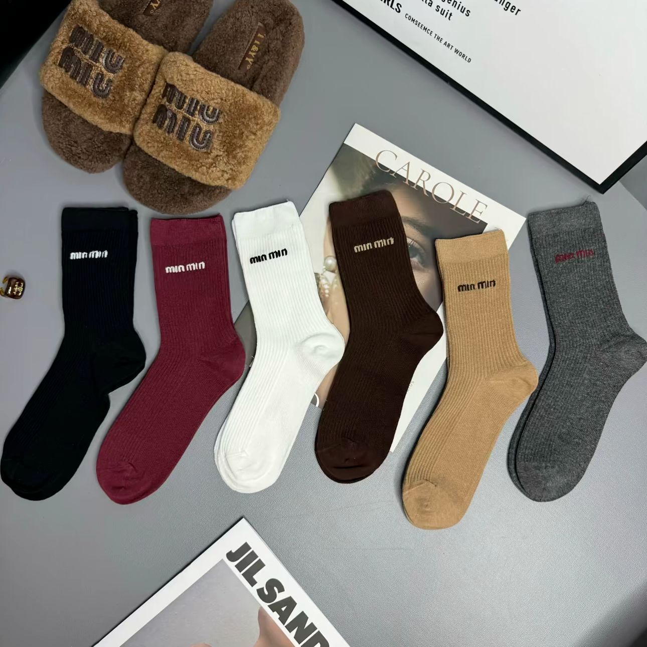 安可拉红袜子女秋季高颜值中筒袜ins潮网红格雷灰无骨洋气堆堆袜