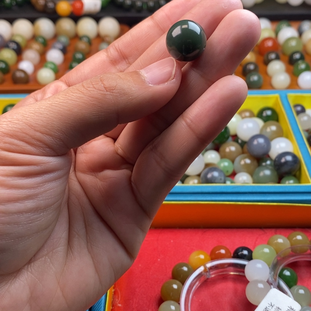 和田玉未镶嵌珠宝半成品卡14一细青玉y