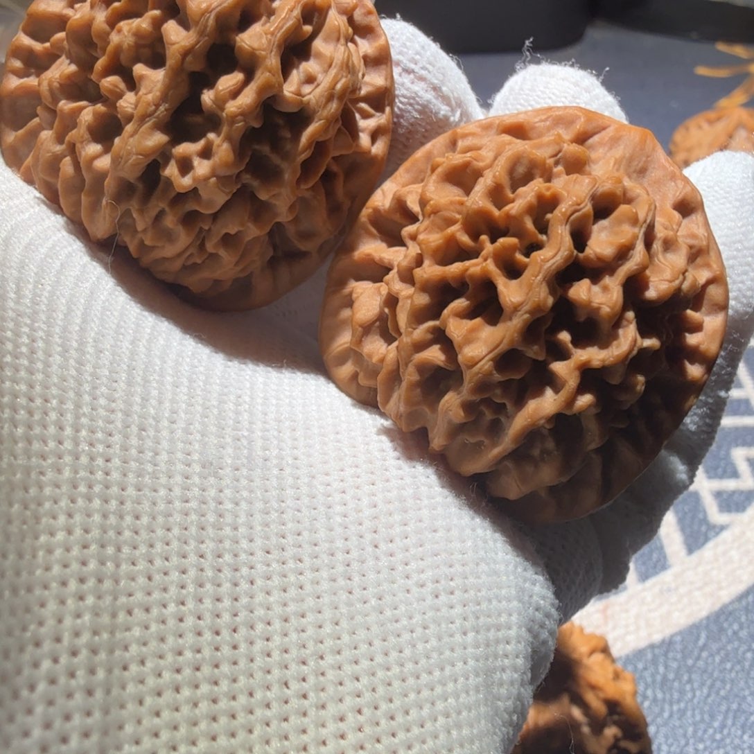 文玩核桃吊坠秦闷