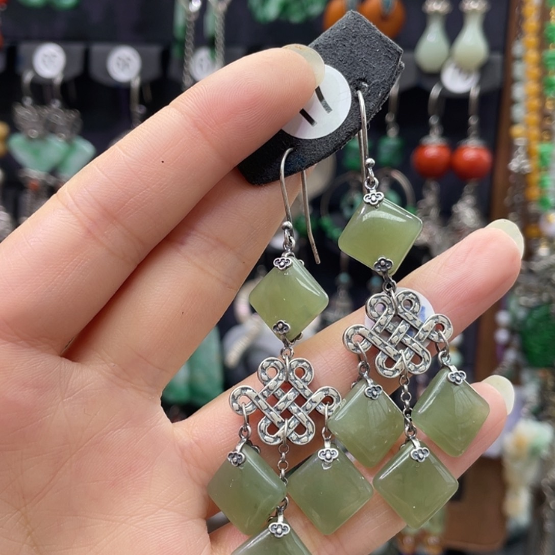 ****一和田玉银S925镶嵌耳饰506fhhhjj