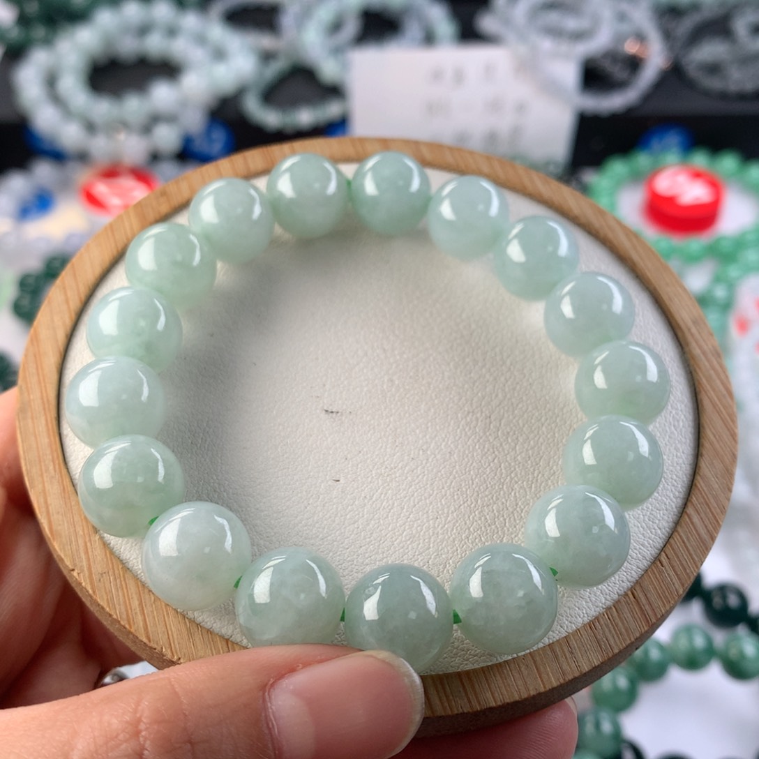 翡翠手链未镶嵌少*卡12