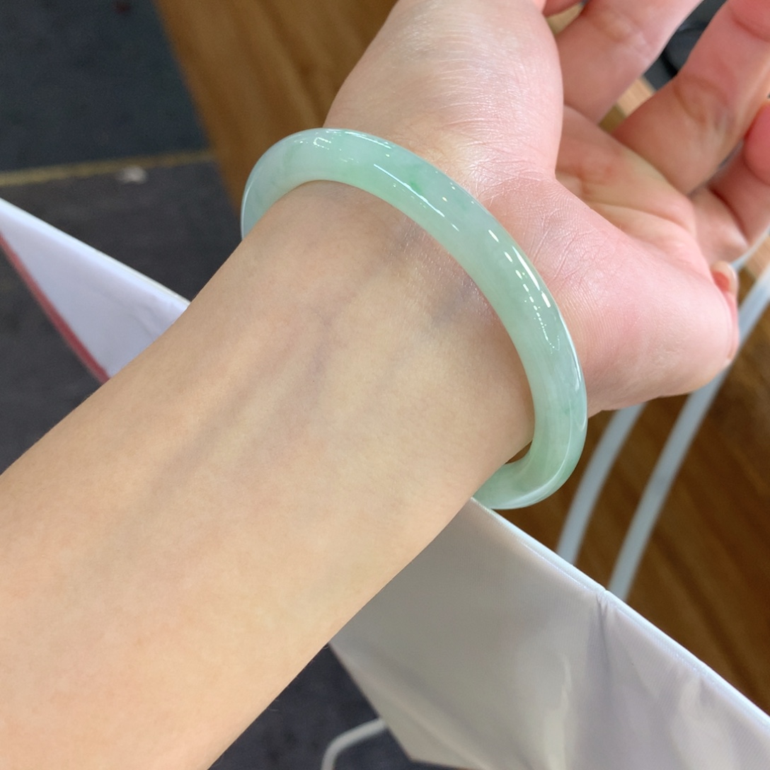 翡翠未镶嵌手镯天然Ａ货翡翠54/55