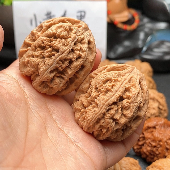 文玩核桃吊坠原生大粗筋39尺