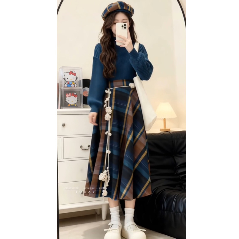 冬季穿搭2025新款法式文艺复古蓝色针织毛衣高腰格子半身裙两件套