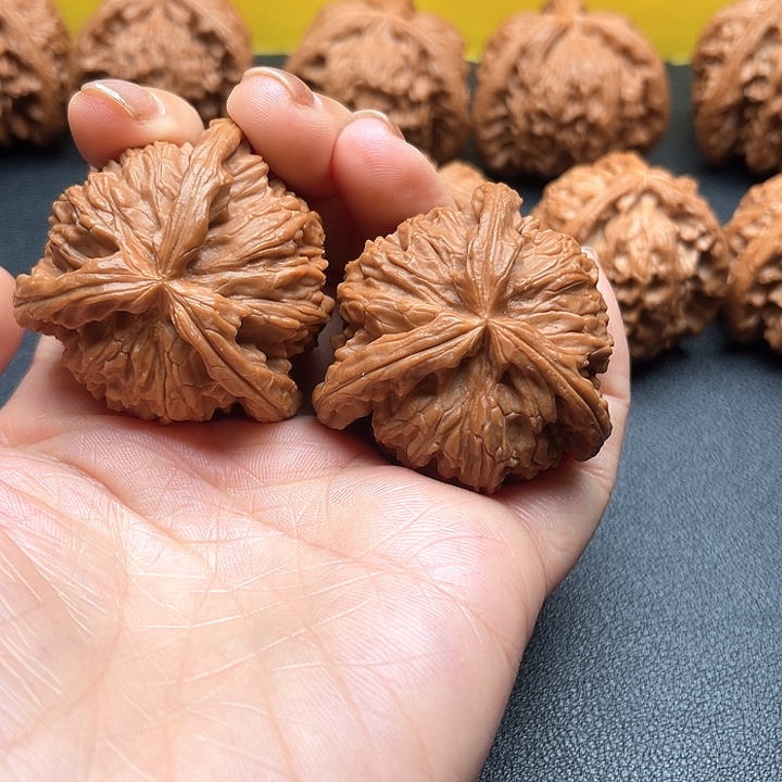 .***.核桃42尺白狮子拼接三棱