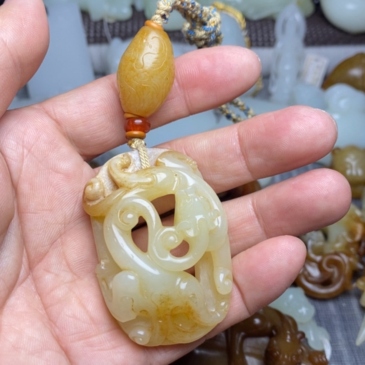 【闪购商品】和田玉（糖玉）颈饰未镶嵌