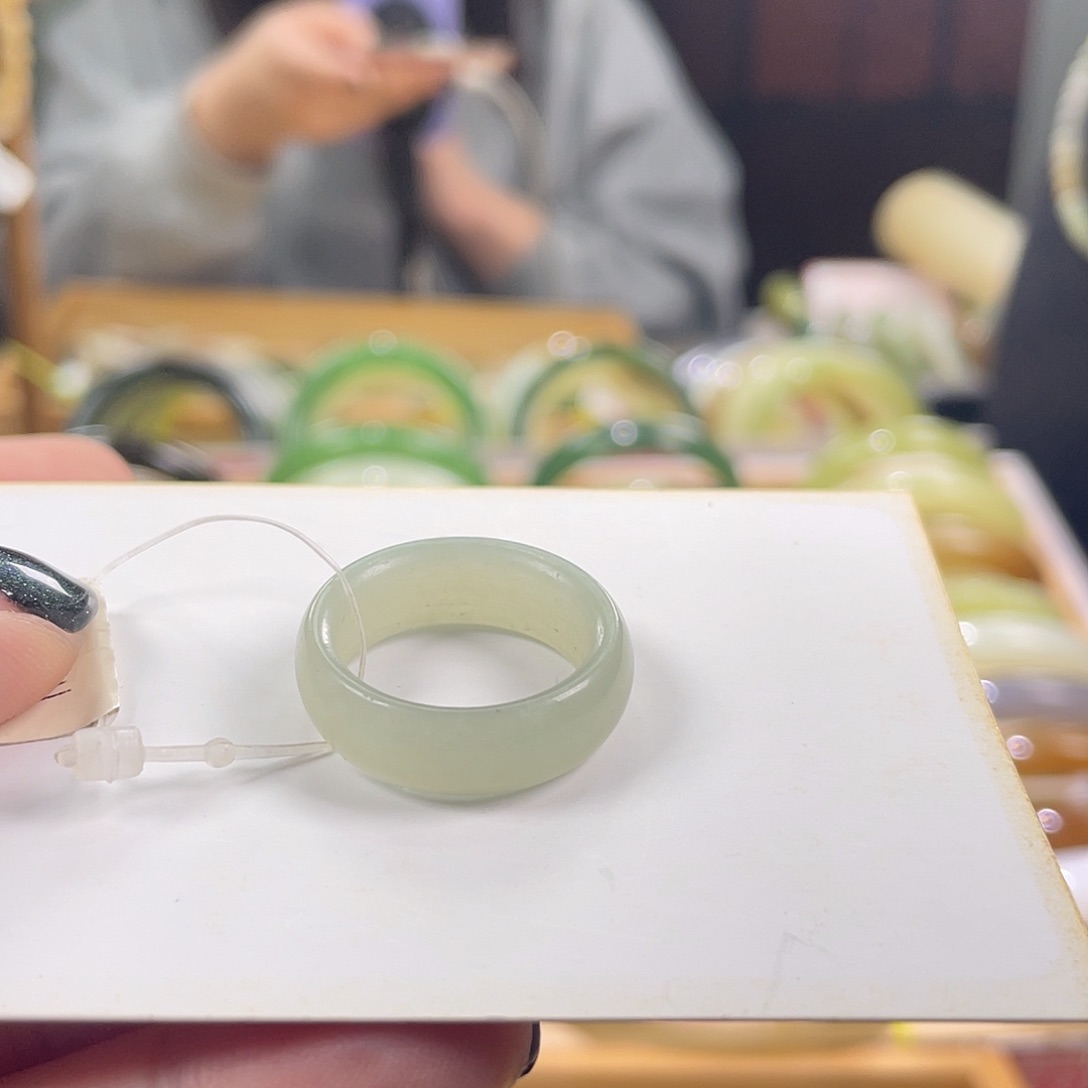 【闪购商品】和田玉戒指未镶嵌一****饿和田玉戒圈无镶嵌