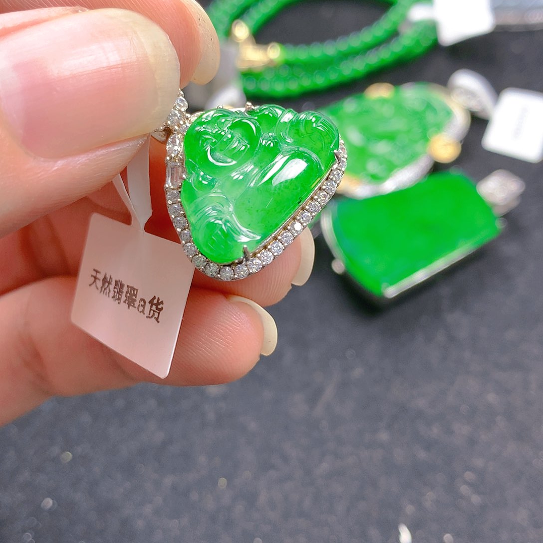 颈饰银S925镶嵌翡翠翡翠