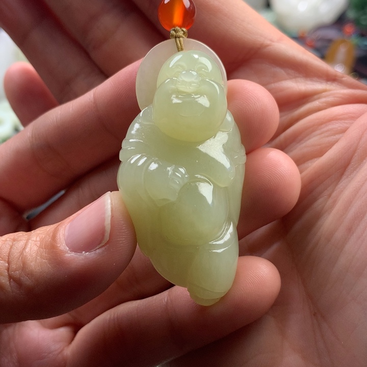 和田玉颈饰未镶嵌