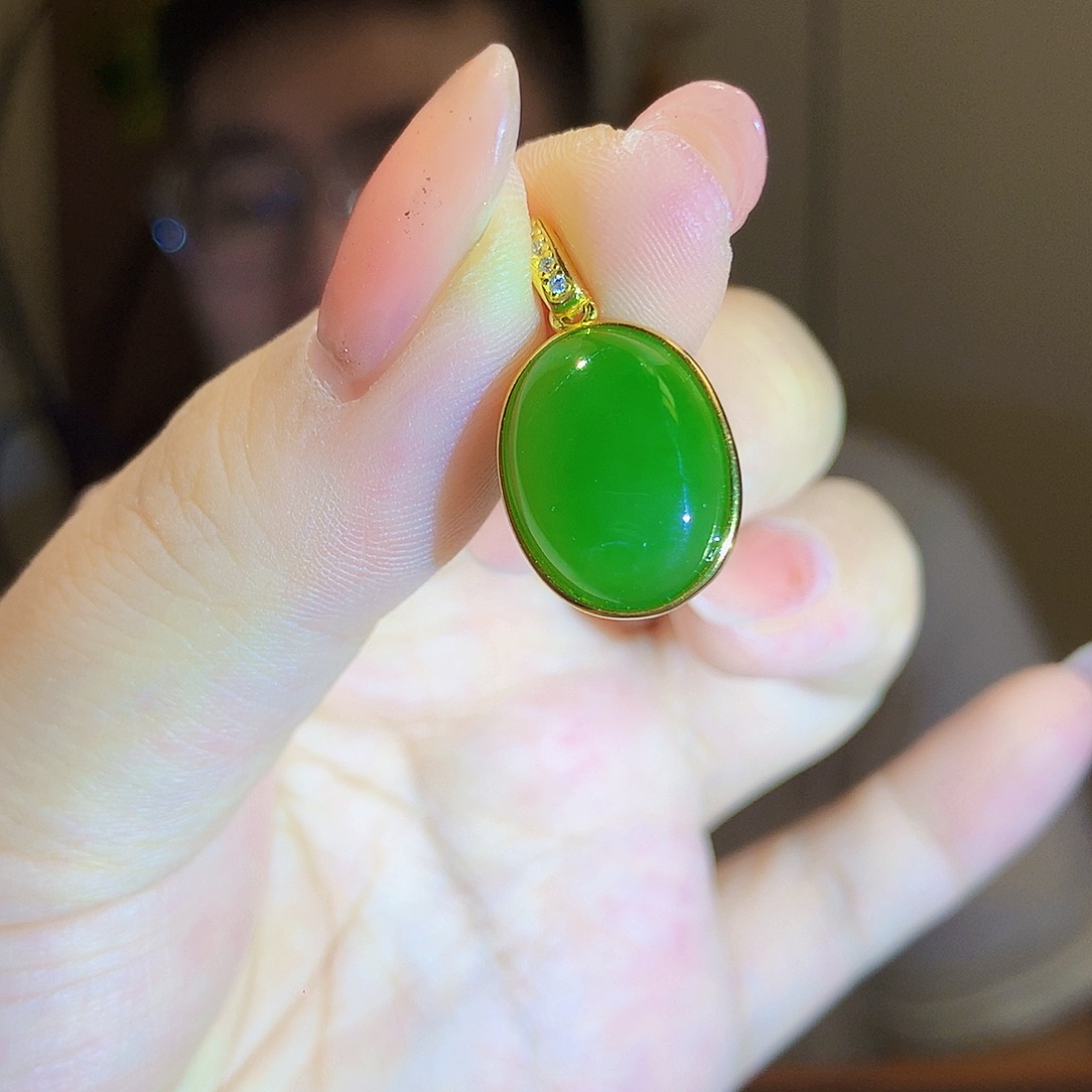 颈饰银S925镀金镶嵌和田玉（碧玉）