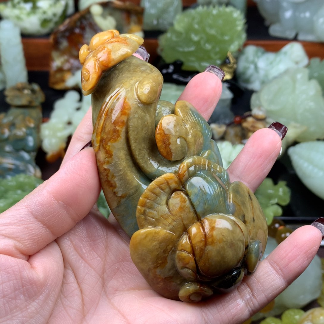 岫玉手把件未镶嵌