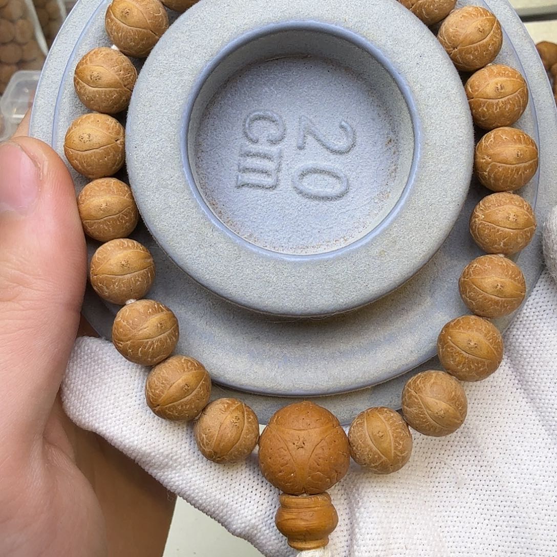 凤眼菩提吊坠11.9-12.2老树