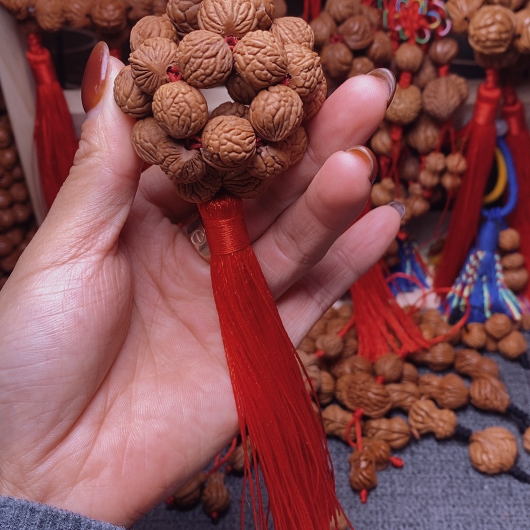 桃核吊坠龙纹桃枭
