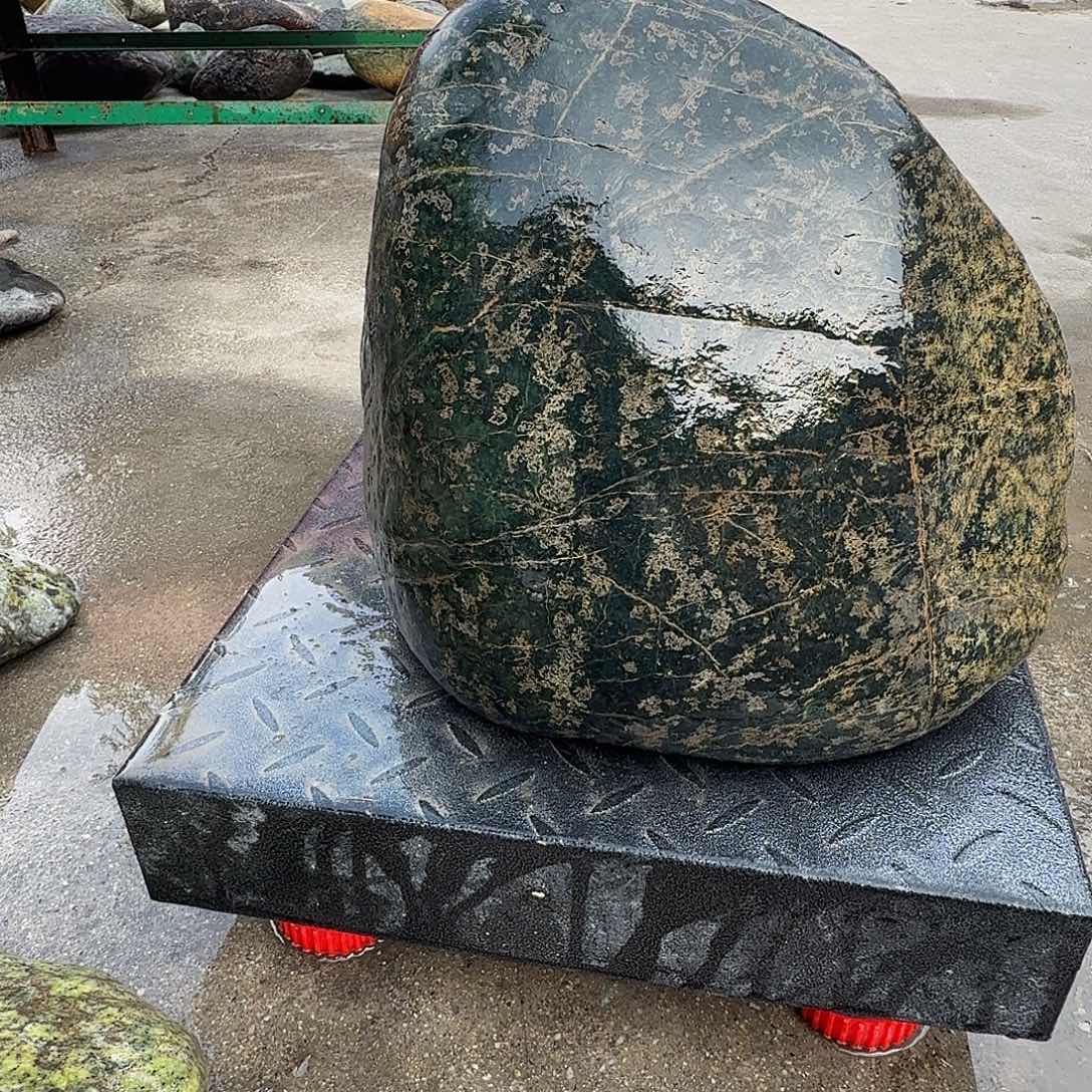 花***言蛇纹石玉未镶嵌天然原石摆件藏玉西藏