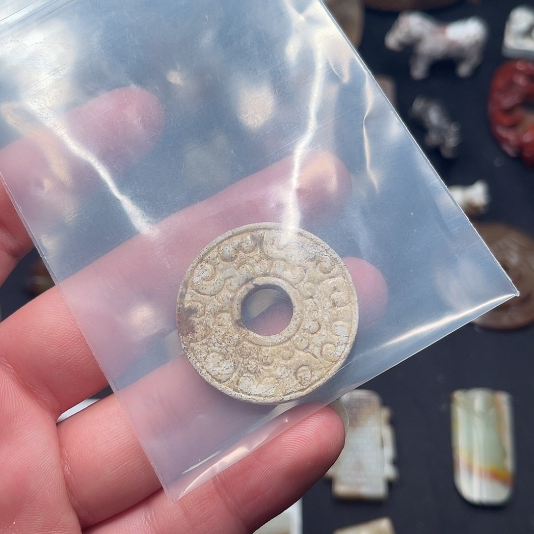 祥***集和田玉（糖玉）未镶嵌挂件