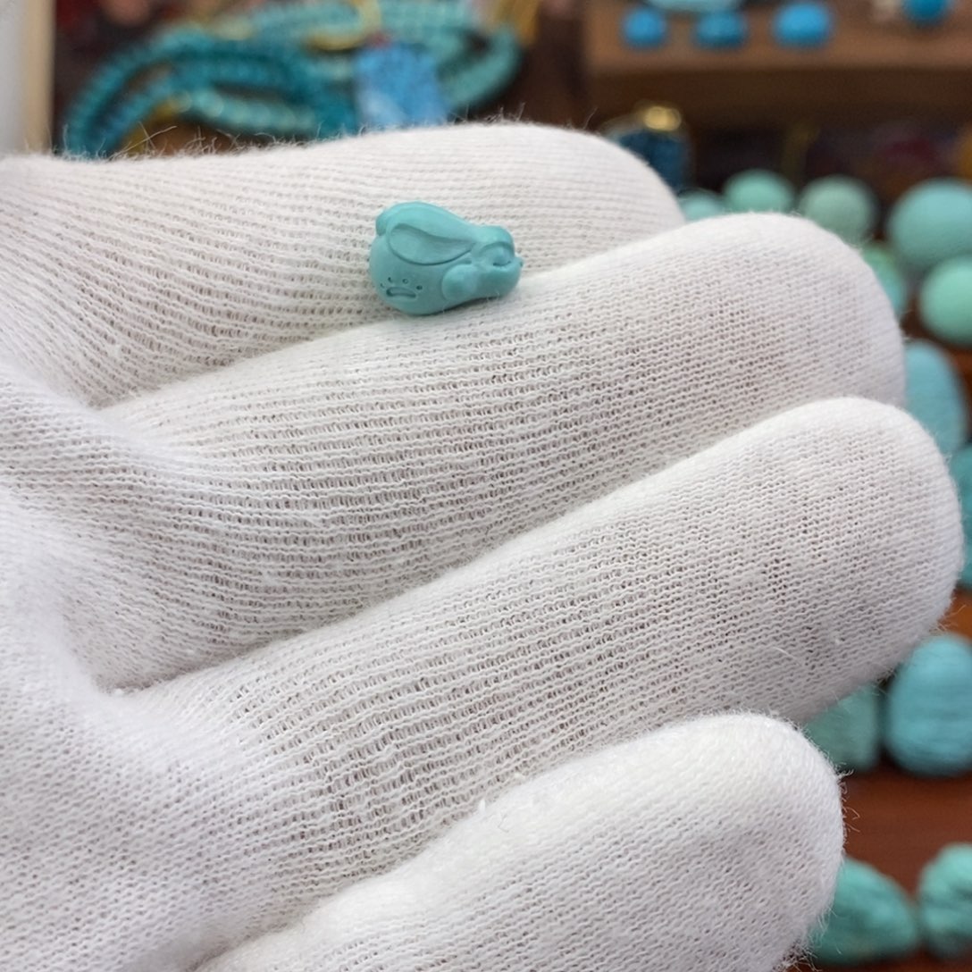 绿松石未镶嵌珠宝奇石