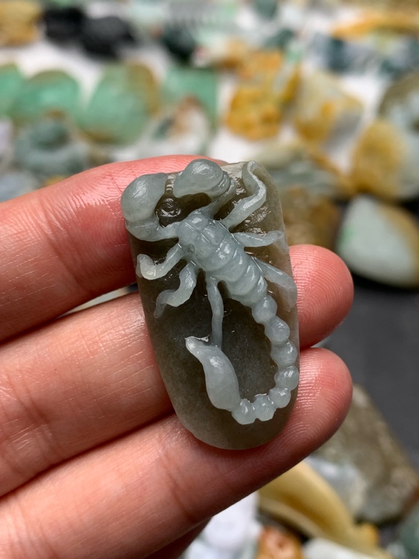 天然缅甸翡翠A货特色独霸天下