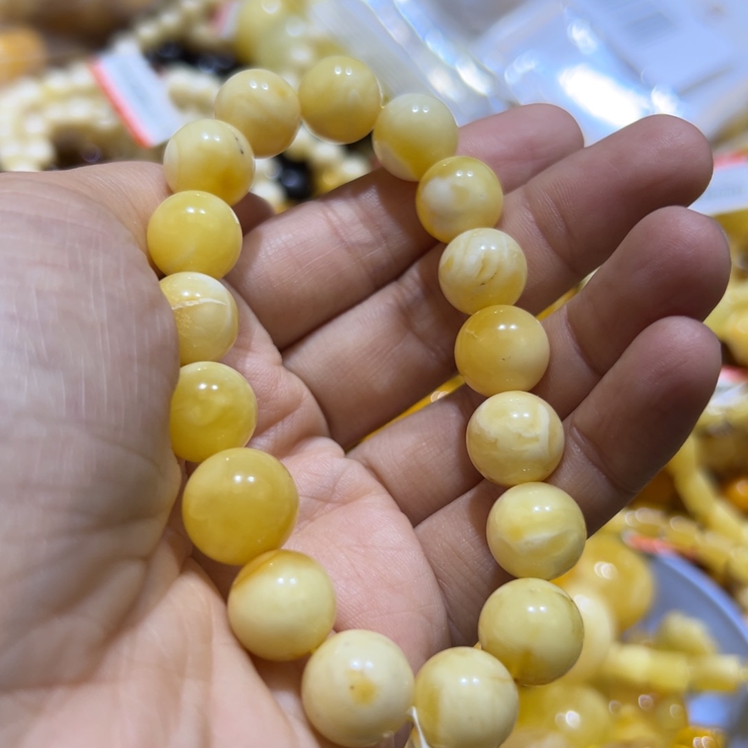 琥珀珠宝奇石未镶嵌