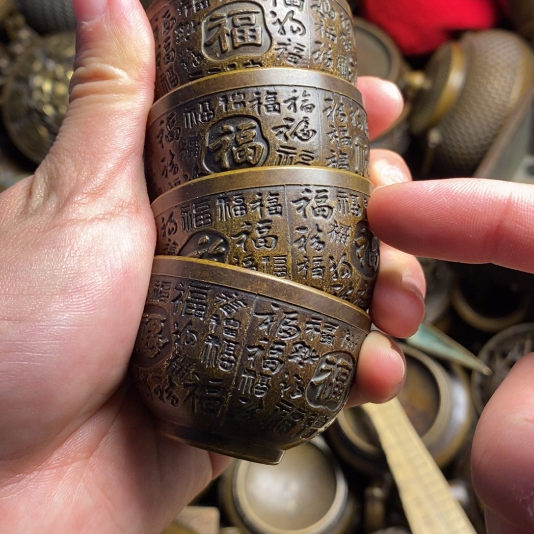 精美铜器做工精良