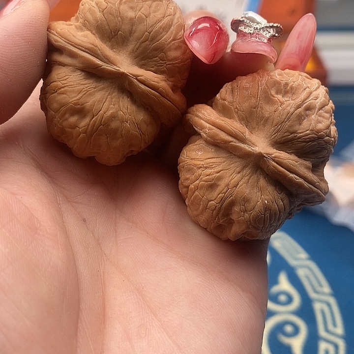 问***寒文玩核桃吊坠42全品元宝