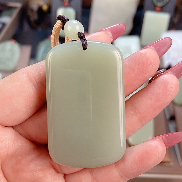 【闪购商品】和田玉颈饰未镶嵌