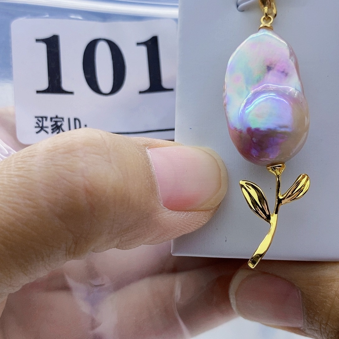 钛钢颈饰淡水珍珠