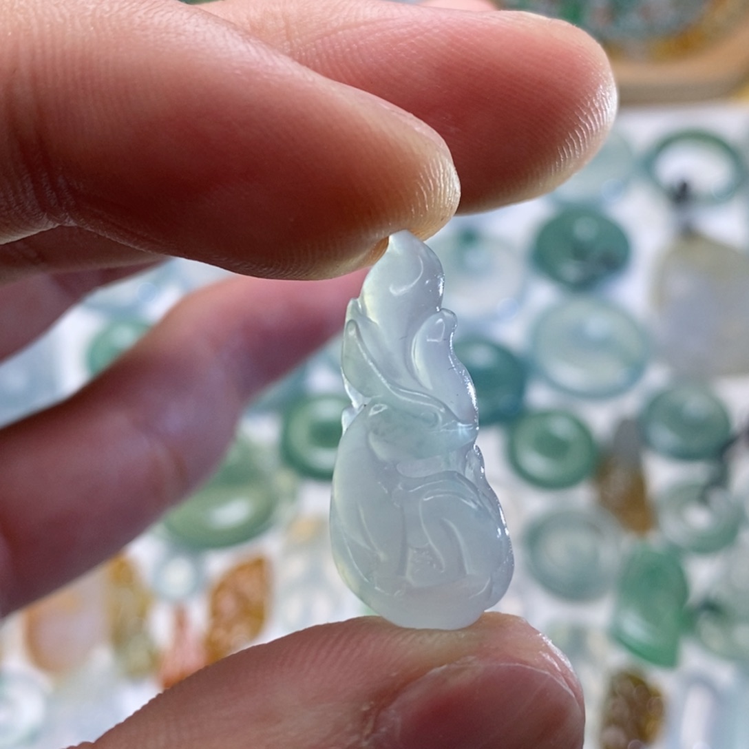 定制翡翠未镶嵌翡翠