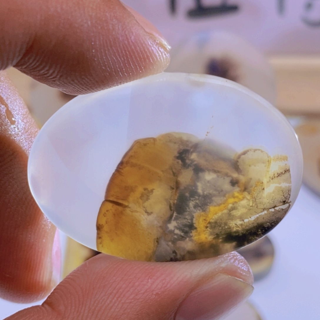 玛瑙/玉髓颈饰未镶嵌