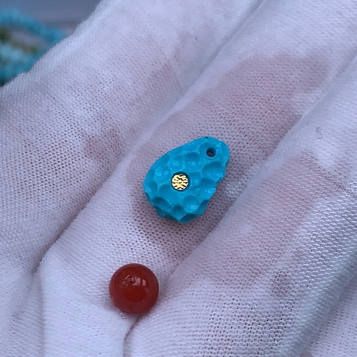 南红玛瑙未镶嵌珠宝奇石