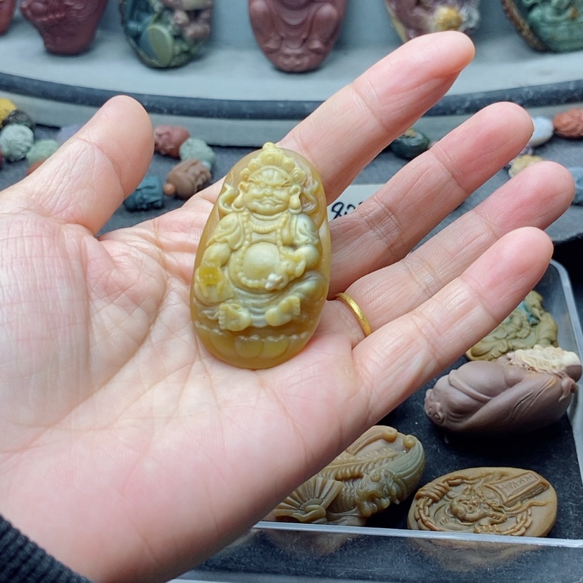 【闪购商品】定制石英质玉吊坠未镶嵌