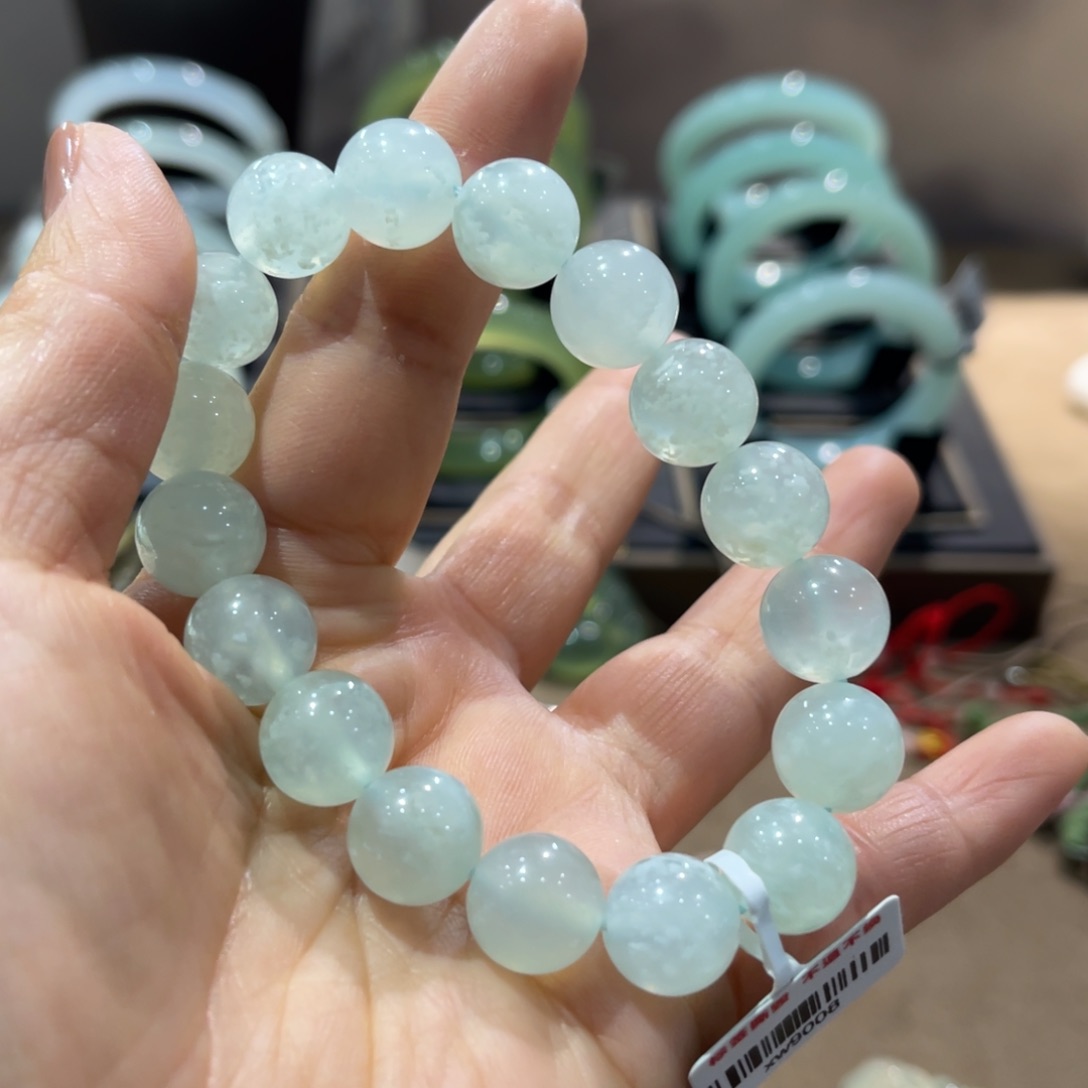 蛇纹石玉手镯未镶嵌手镯