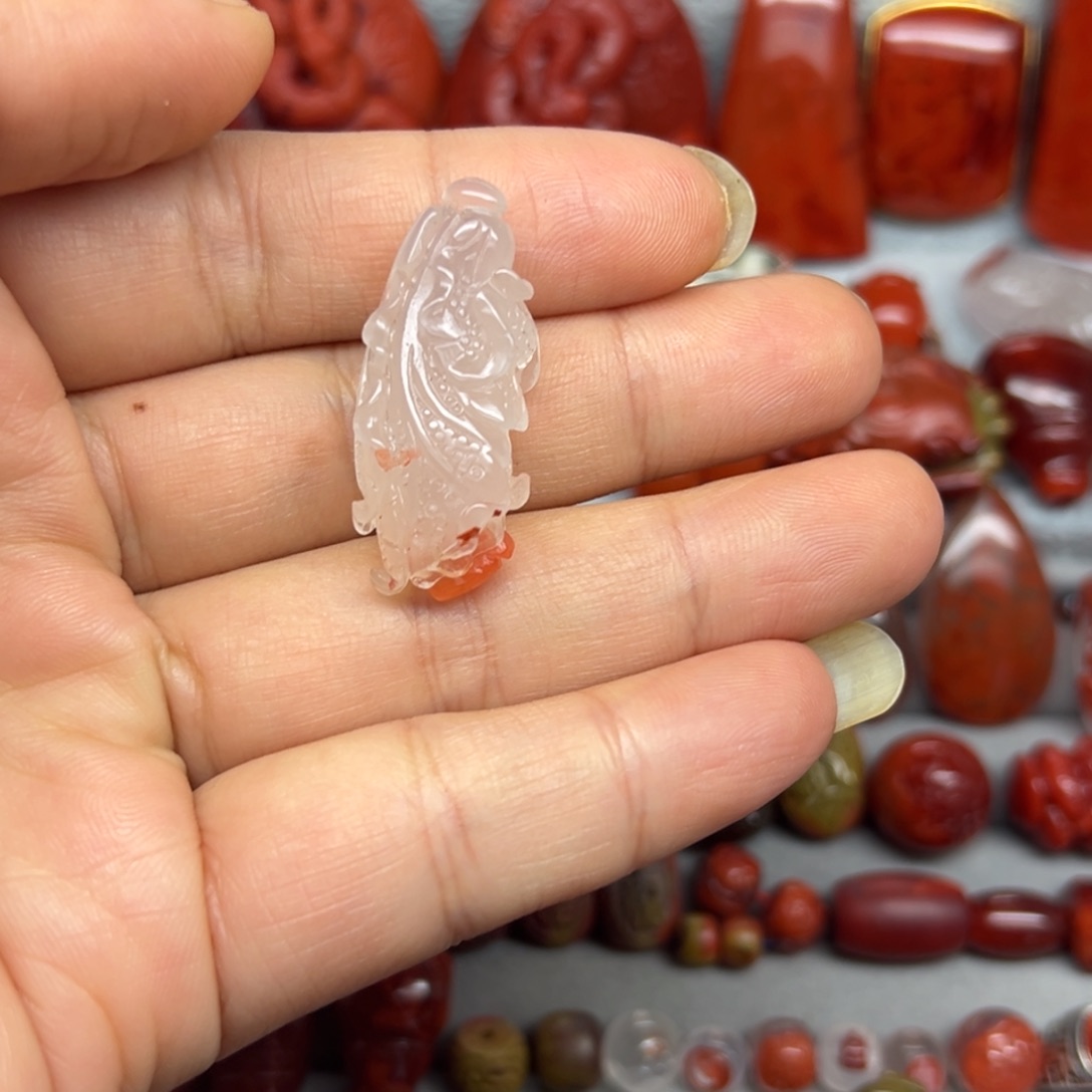 南红玛瑙未镶嵌配饰