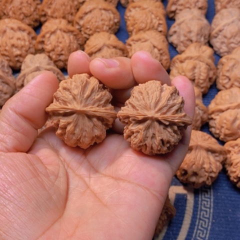 【闪购商品】吊坠文玩核桃麻*。苹果38