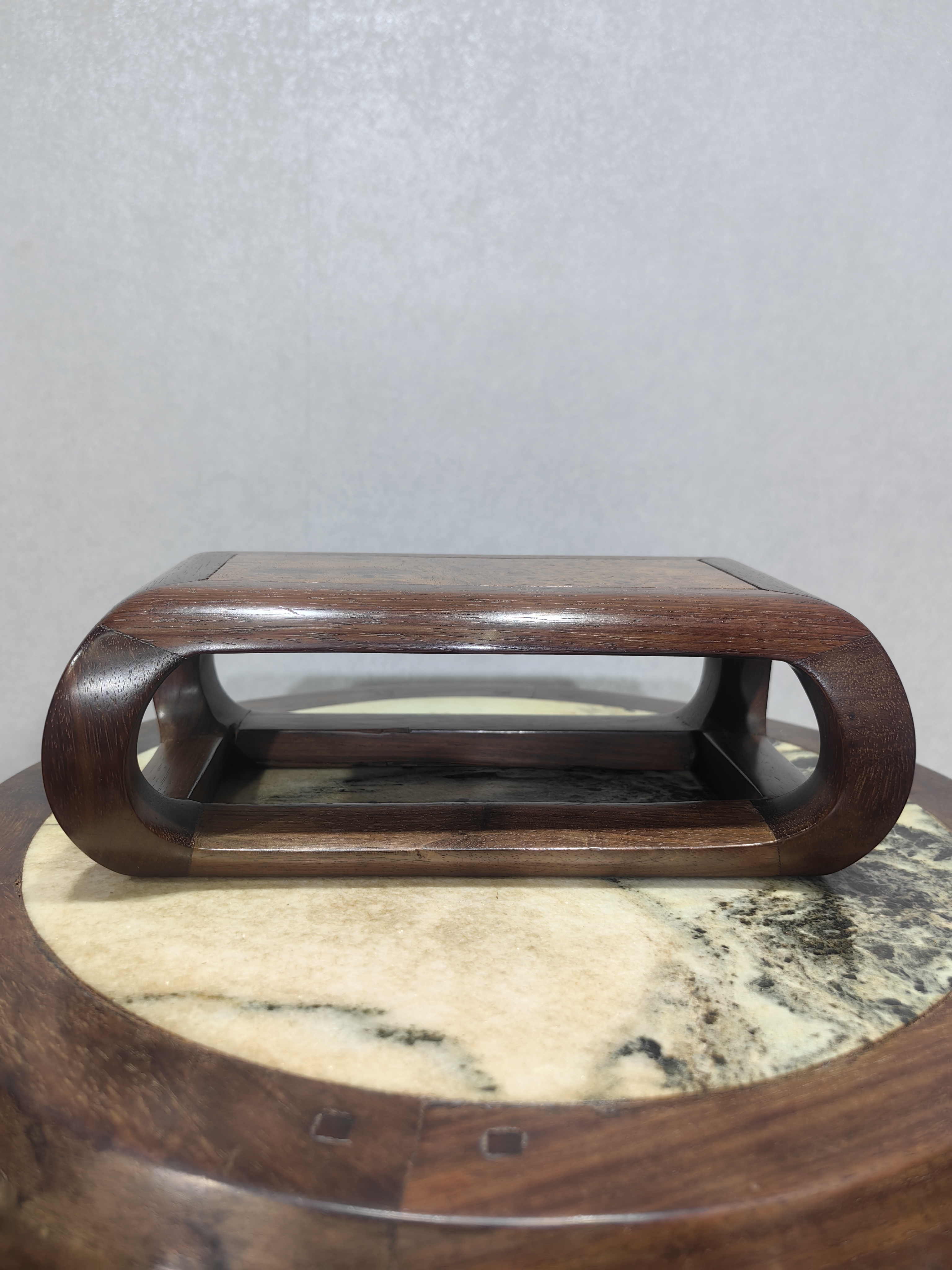 清中期海南黄花梨底托