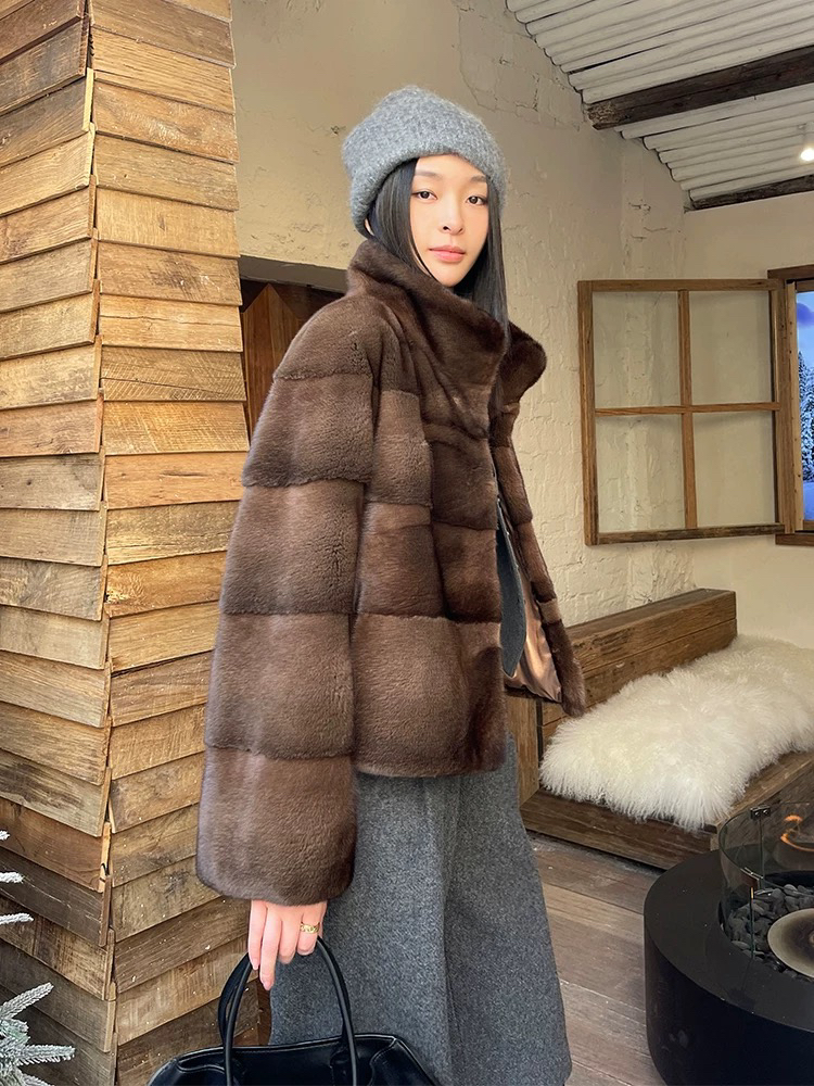 ZQGJ紫裘国际貂皮大衣女款冬季横排小立领休闲通勤外套