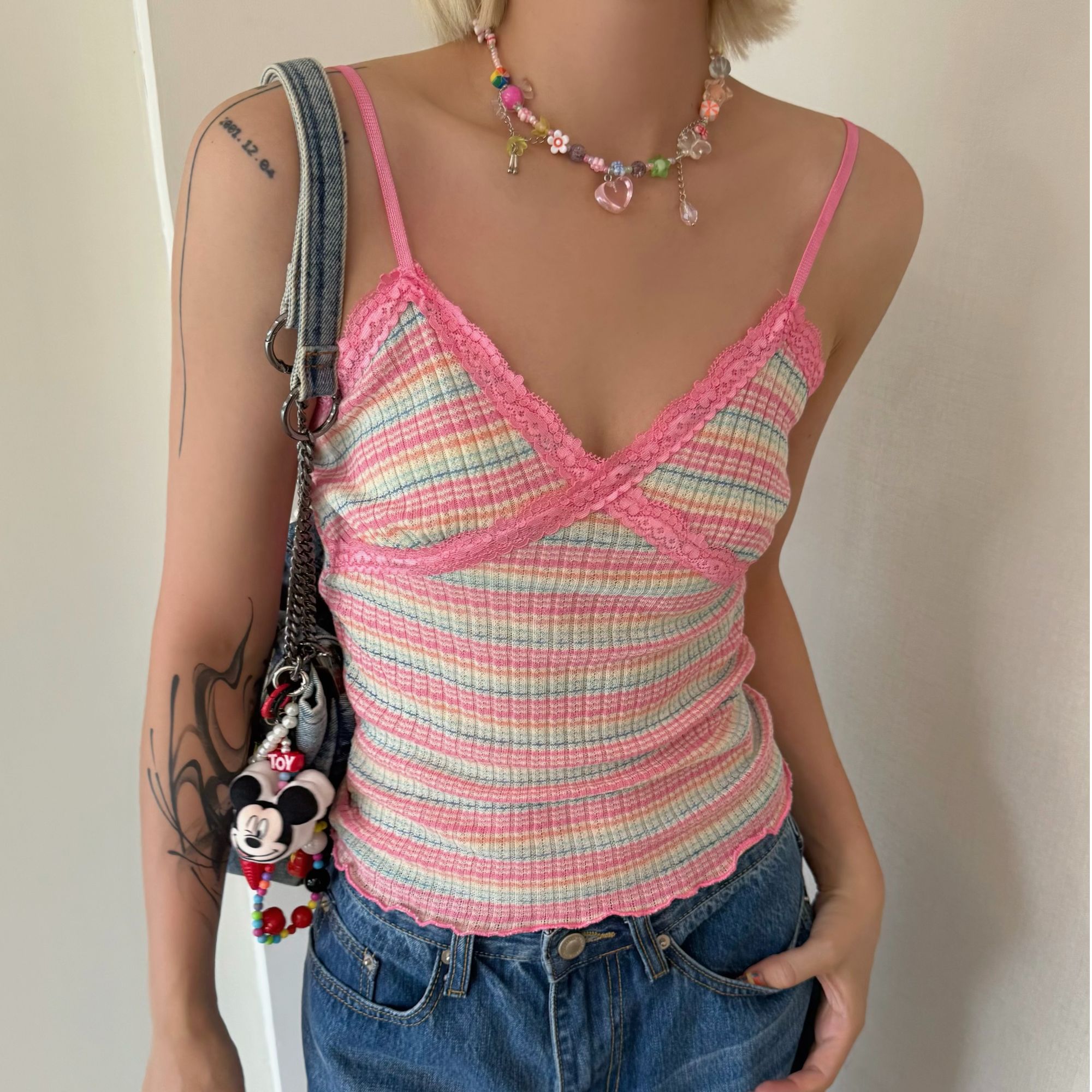 HELLOTANGO《多巴胺夏威夷》夏季撞色条纹蕾丝拼接辣妹吊带85701#