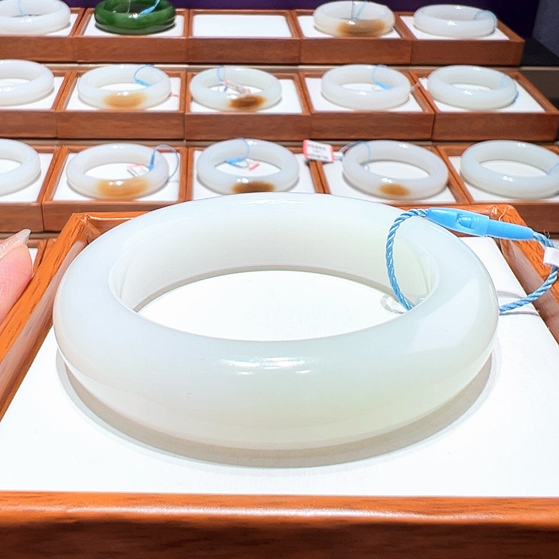 和田玉手镯52/53未镶嵌