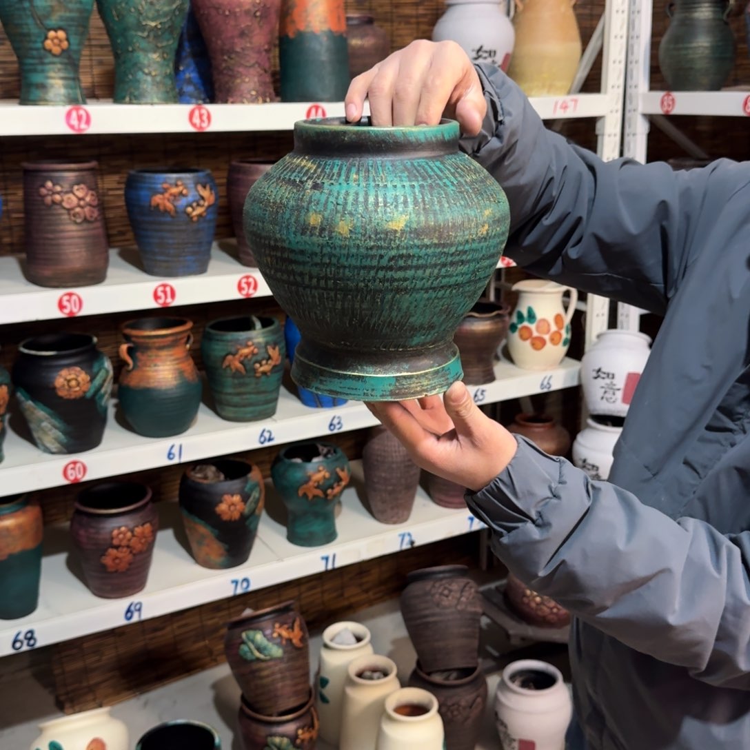 红陶红陶浮雕花盆炸炸炸