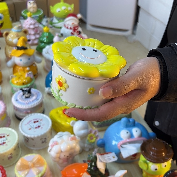 摆件陶瓷等行业的产品出口