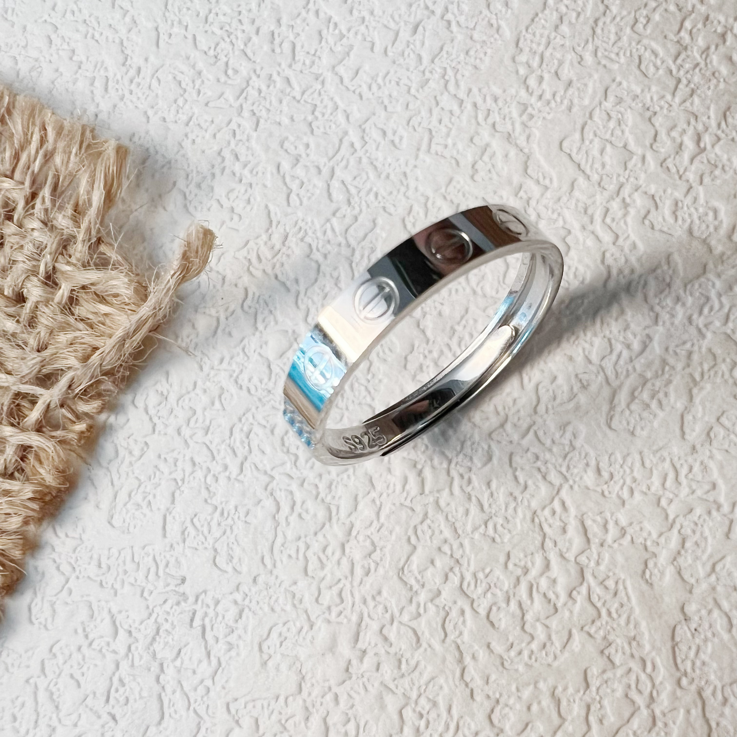 925银戒指 精工时尚百搭简约轻奢通勤银戒指