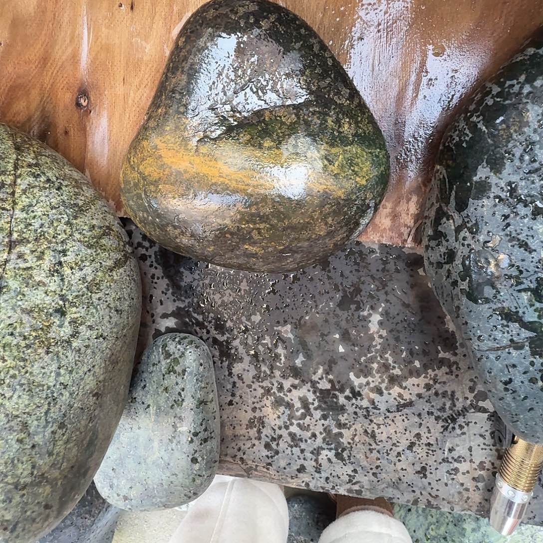 花***言蛇纹石玉未镶嵌藏玉药王石茶壶