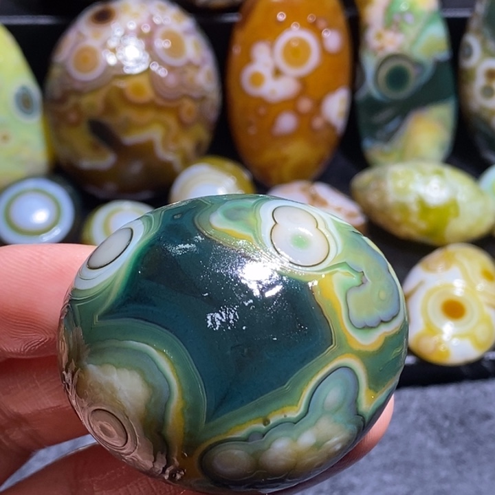 玛瑙/玉髓未镶嵌珠宝半成品47