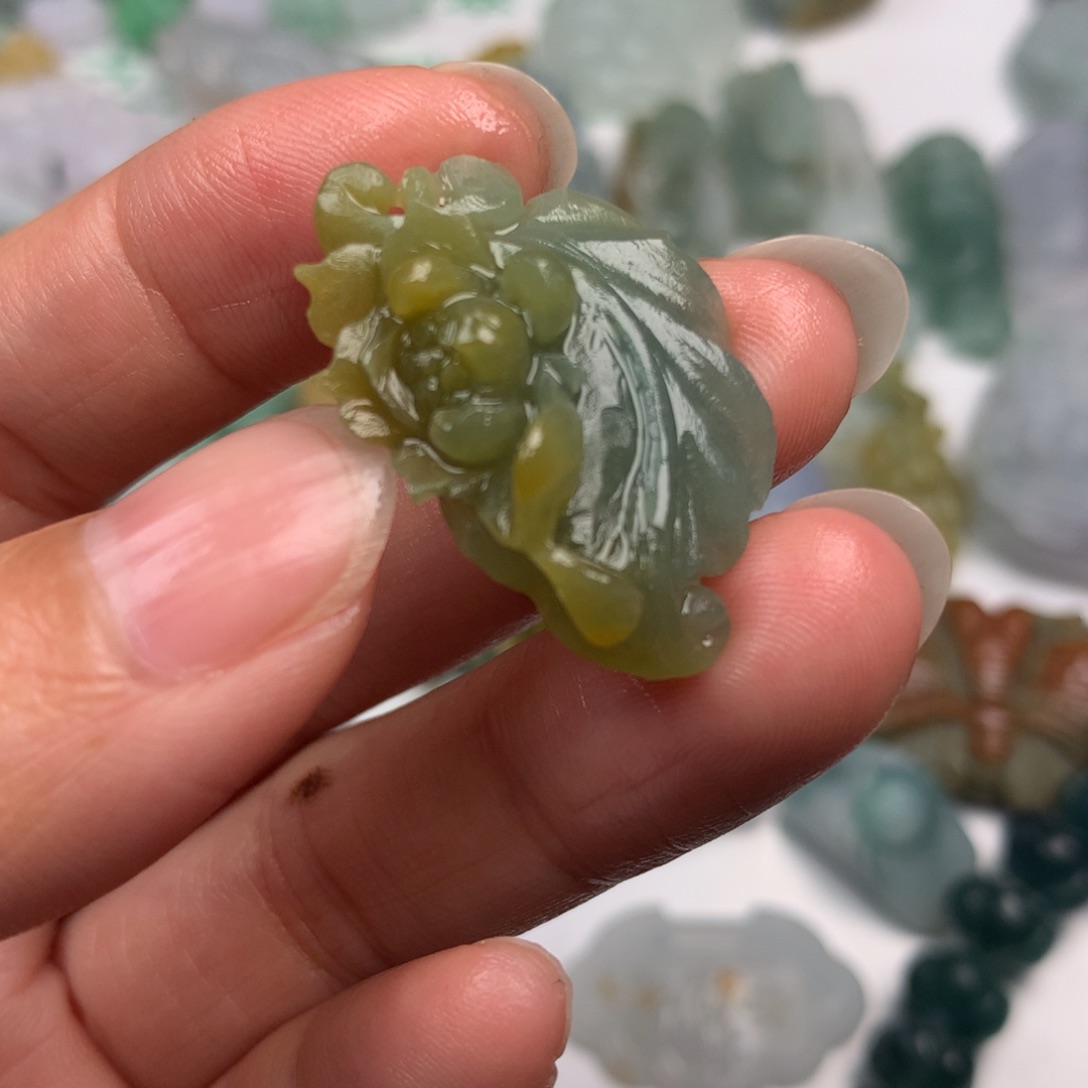 定制翡翠未镶嵌翡翠