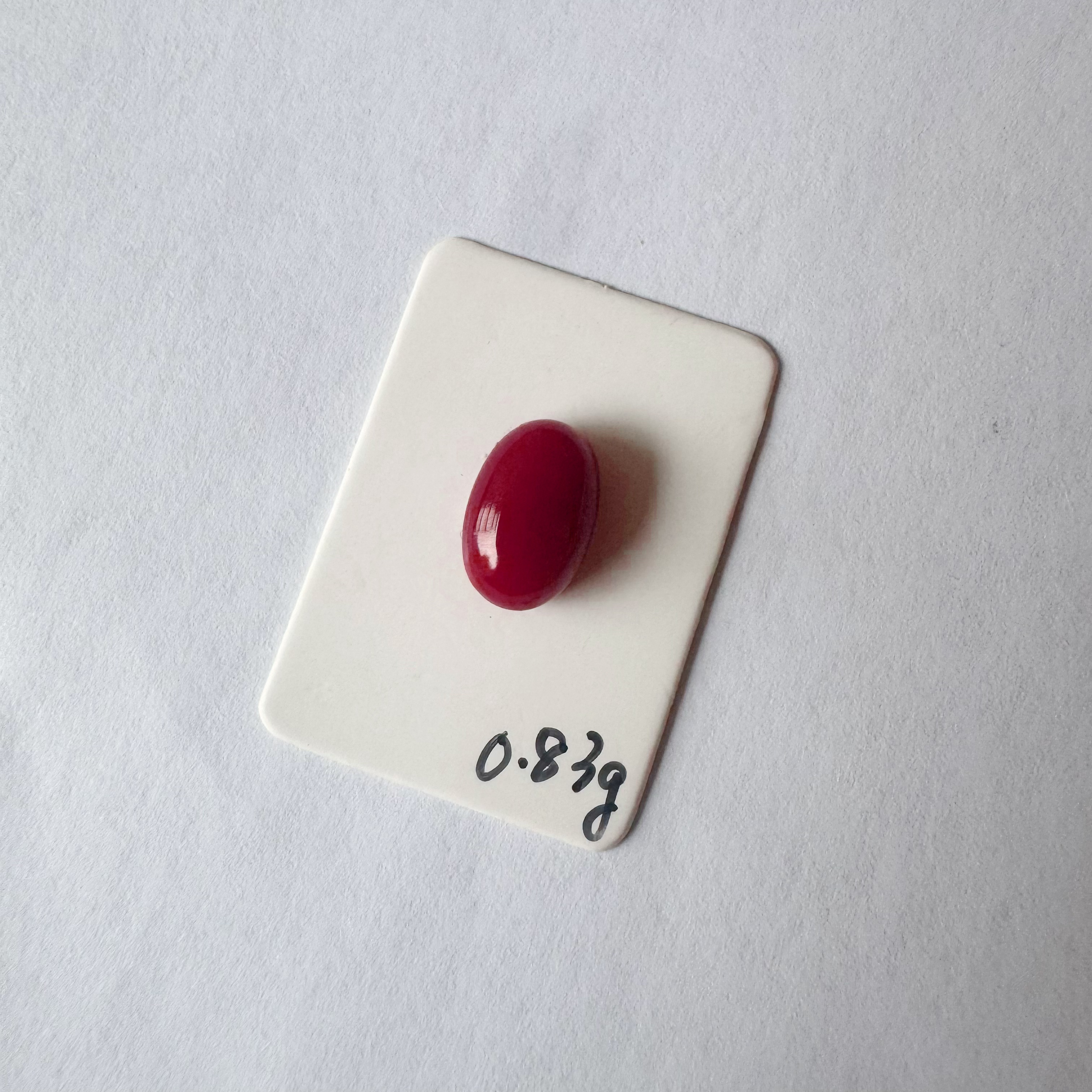 阿卡椭圆0.83g  尺寸：8.2mm*12.3mm 18020