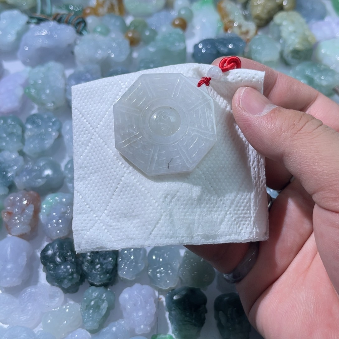 翡翠未镶嵌颈饰天然