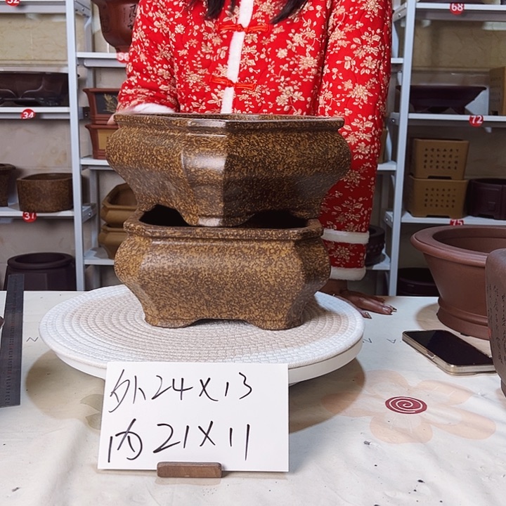 紫砂花盆紫砂花盆