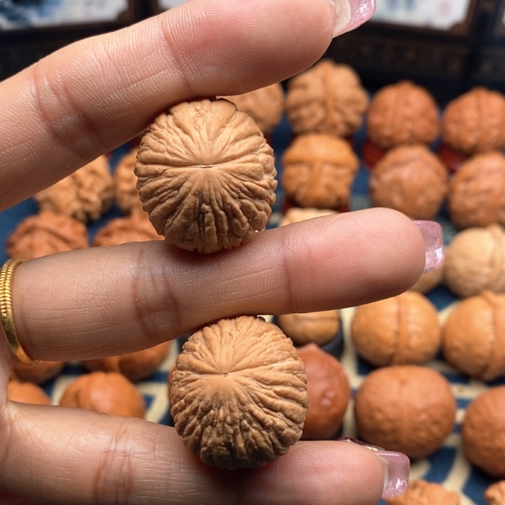 文玩核桃把件手捻