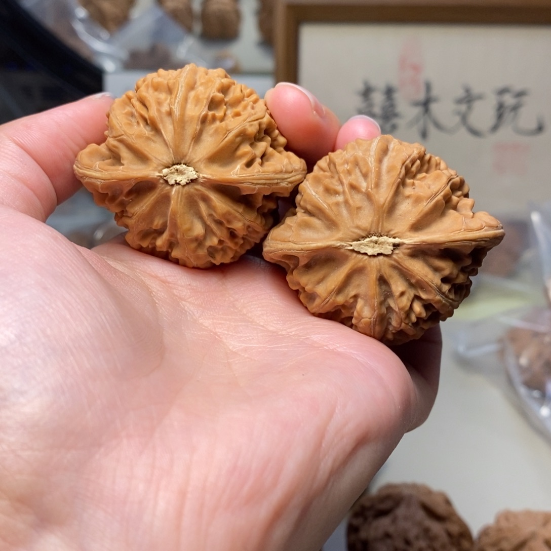 文玩核桃把件46+宫灯