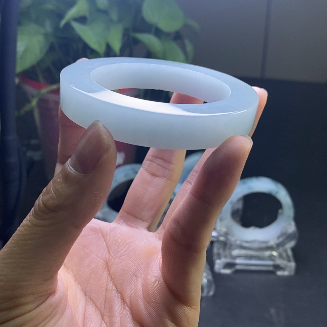 发***猪定制翡翠未镶嵌毛胚发一个