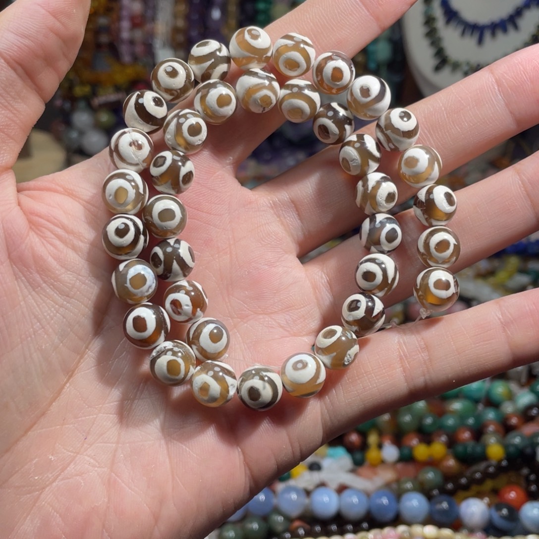 石英质玉，三眼天珠10mm，未镶嵌